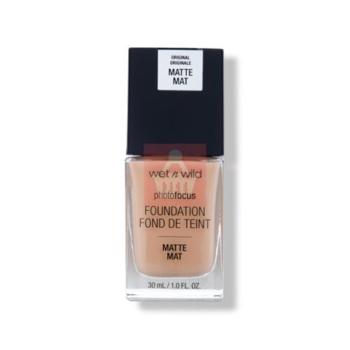 Wet n Wild Photo Focus Matte Foundation - Classic Beige - 30ml